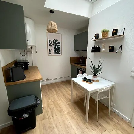 Apartment Douillet A 500m Du Cirque *